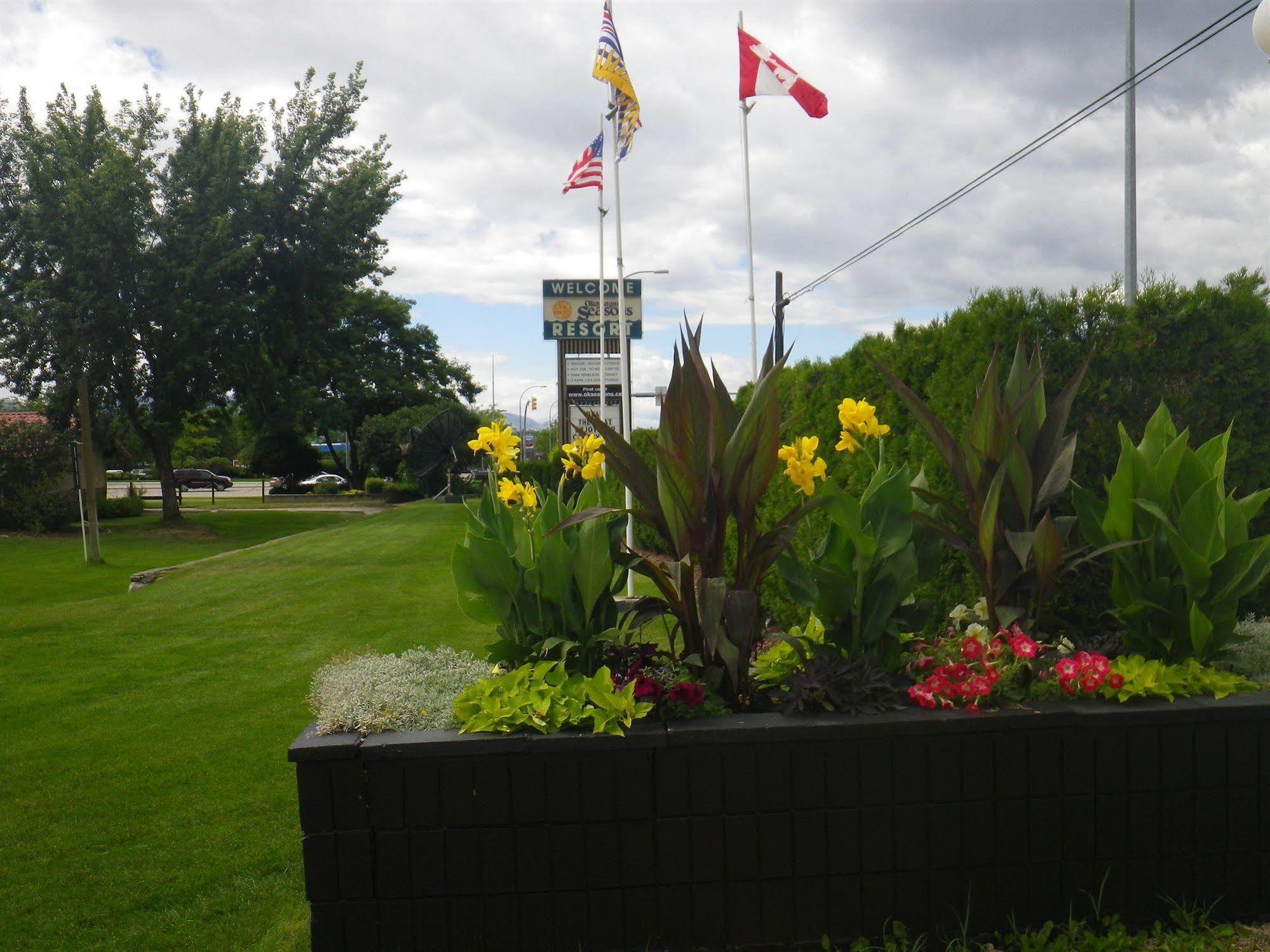 Okanagan Seasons Resort Kelowna Exterior foto